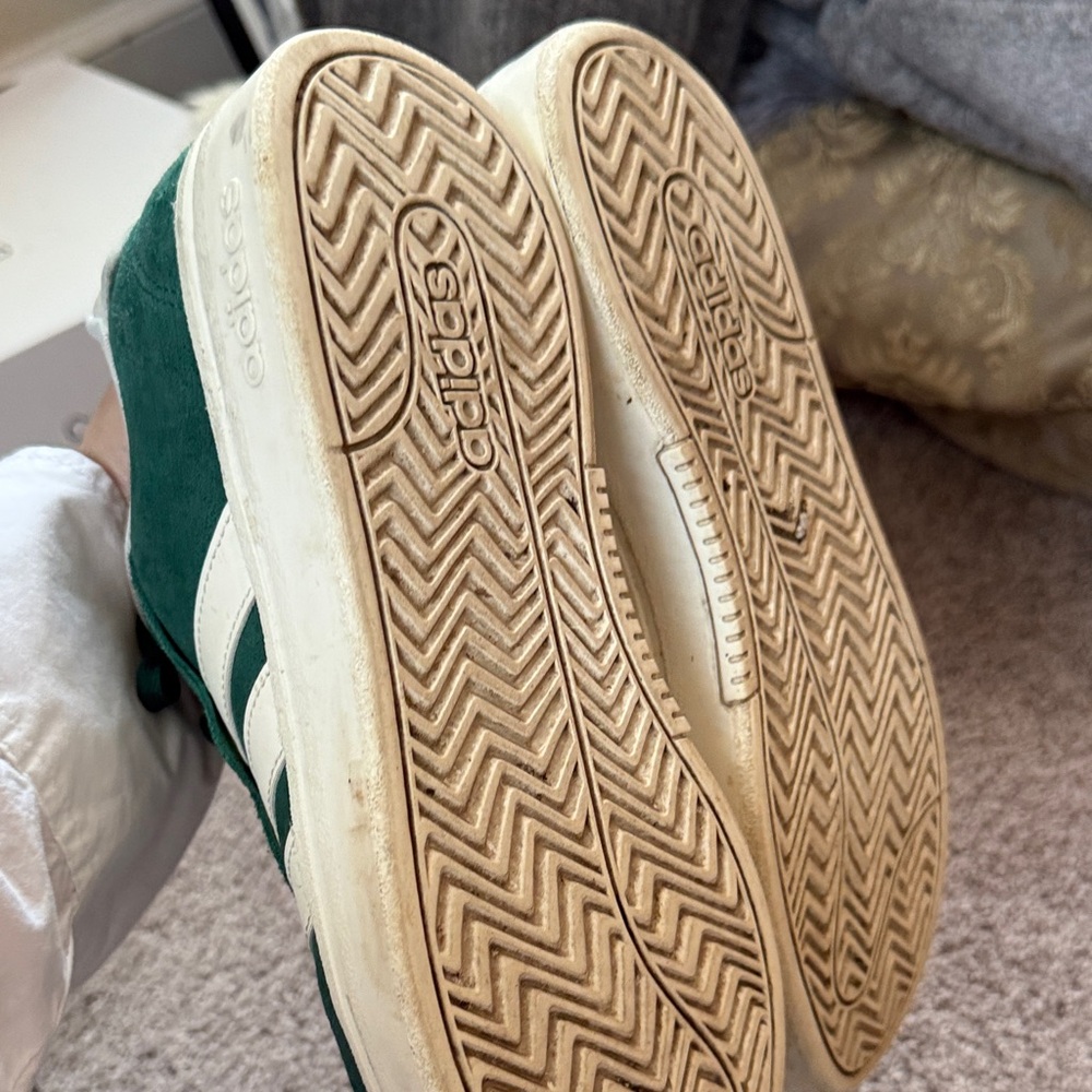Adidas Women’s Forest Green and Cream Sneakers - Picture 9 of 9